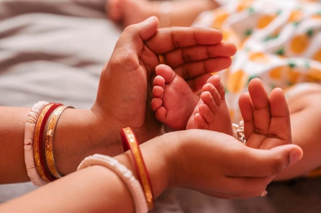 5 Simple Ways to Practice Garbh Sanskar in Pregnancy
